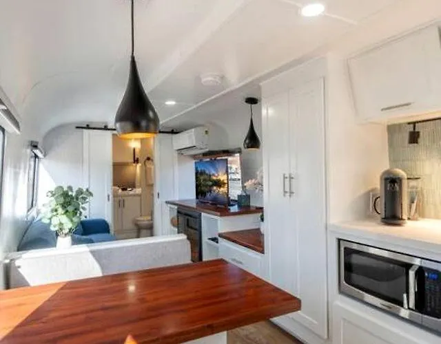 Holiday home Downtown Az Airstream Near Whiskey Row With Outdoor Amenities