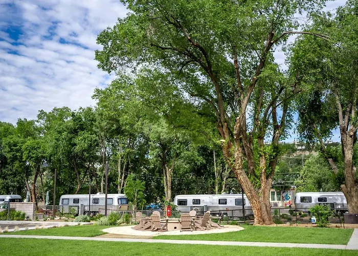 Downtown Az Airstream Near Whiskey Row With Outdoor Amenities Holiday home *