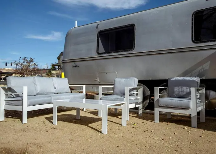 Holiday home Downtown Az Airstream Near Whiskey Row With Outdoor Amenities