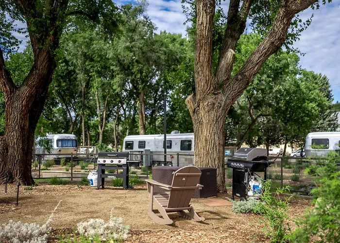 Downtown Az Airstream Near Whiskey Row With Outdoor Amenities Holiday home Prescott